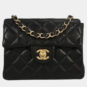 Pre Owned Chanel Black Lambskin Mini Classic Square Flap Shoulder Bag