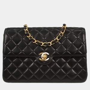 مملوكة مسبقًا Chanel Black Lambskin Paris Shoulder Bag