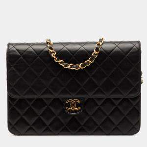 مملوكة مسبقًا Chanel Black Medium CC Quilted Lambskin Single Flap