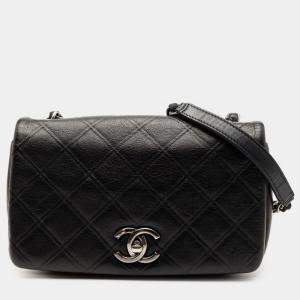 Pre Owned Chanel Black Small Diamond Embossed Calfskin New Chic Flap