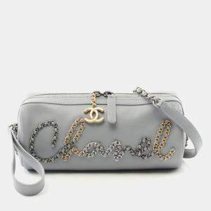 مملوكة مسبقًا حقيبة كتف شانيل جلد رمادي