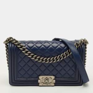 Pre Owned Chanel Boy Medium Dark Blue Quilted Leather Flap Bag