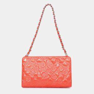 مملوكة مسبقًا Chanel 2006-2008 Orange Patent Lucky Symbols Pochette