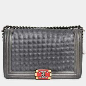 Pre Owned حقيبة شانيل بوي مكعب جلد رمادي متوسط (كما هو)