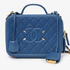 Pre Owned Chanel 2019 Blue Caviar Quilted Small CC Filigree Vanity Case
