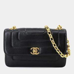 مملوكة مسبقًا Chanel Bejeweled Chain Shoulder Bag In Black Lambskin