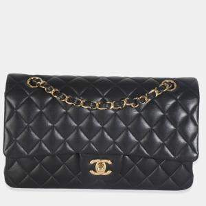 Pre Owned Chanel Black Quilted Lambskin Medium Classic Double Flap Bag