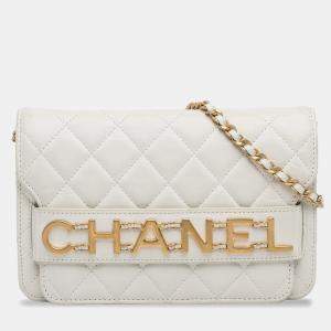 Pre Owned Chanel White Enchained Wallet on Chain