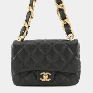 مملوكة مسبقًا Chanel Black Small Quilted Lambskin Funky Town Flap