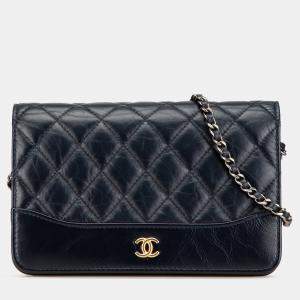 Pre Owned Chanel Black Quilted Aged Calfskin Gabrielle Wallet On Chain