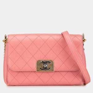 Pre Owned Chanel Pink Quilted Calfskin Straight Lined Flap
