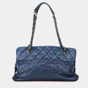 Pre Owned Chanel Blue Quilted Iridescent Caviar Chic Shopping Tote