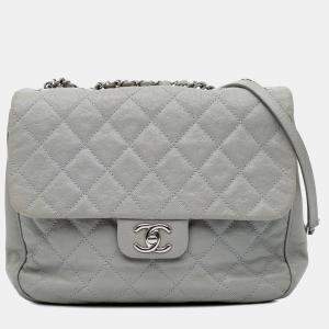 Pre Owned Chanel Large Quilted Caviar Urban Companion Flap