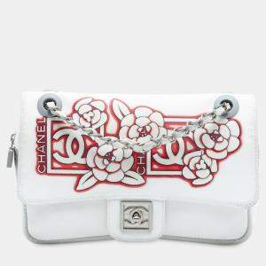 مملوكة مسبقًا Chanel White Nylon Sport Camellia Flap