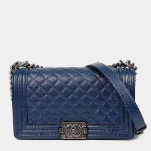 مملوكة مسبقًا Chanel Caviar Boy Medium Blue Leather Shoulder Bag