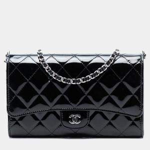 مملوكة مسبقًا Chanel Black Classic Patent Wallet On Chain