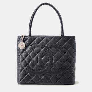 مملوكة مسبقًا Chanel Medallion Tote Black Caviar Leather