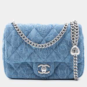 مملوكة مسبقًا Chanel Blue Mini Quilted Denim Camellia Sweetheart Flap