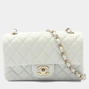 مملوكة مسبقًا حقيبة كتف شانيل ميني ماتلاس 20 جلد خروف رمادية