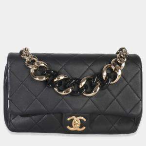 مملوكة مسبقًا Chanel Black Quilted Lambskin Resin Elegant Chain Flap Bag