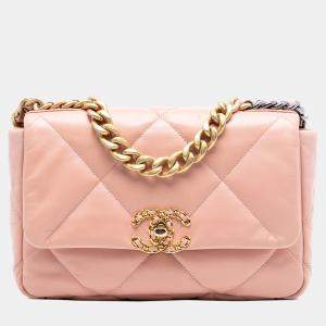 Pre Owned  حقيبة شانيل \"لامبسكين\" وردية متوسطة بغطاء 19