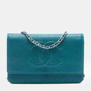 Pre Owned Chanel Blue CC Caviar Wallet On Chain