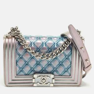 مملوكة مسبقًا Chanel Boy Small Purple Iridescent Quilted Patent Leather and PVC Flap Bag