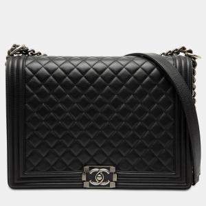 Pre Owned Chanel Black Large Quilted Lambskin Boy Flap