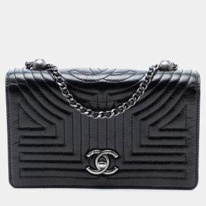Pre Owned Chanel Black Small Quilted Calfskin Korean Garden Flap