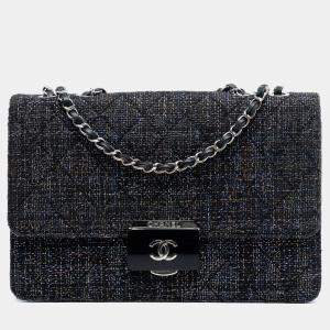 Pre Owned قفل تجميل شانيل كبير مبطن تويد أسود بغطاء فتح وإغلاق