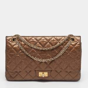 Pre Owned حقيبة شانيل قلاب جلد قديم متاليك براون مضغوطة 226 2.55 ريإيشو
