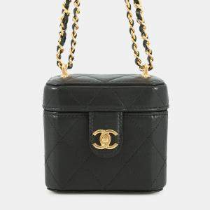 Pre Owned Chanel Black Mini CC Quilted Lambskin Vanity Case with Chain