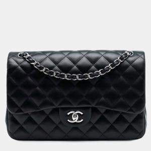 مملوكة مسبقًا Chanel Black Jumbo Classic Lambskin Double Flap