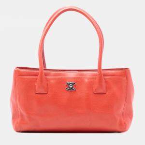 Pre Owned Chanel Red Small Calfskin Executive Cerf Tote
