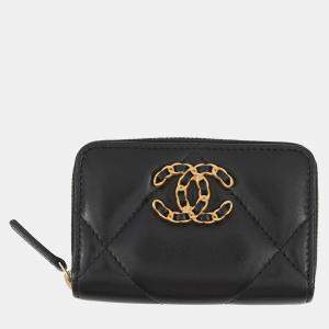 Pre Owned Chanel Cahnel19 Coin Purse Black Lambskin