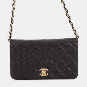 Pre Owned Chanel Matelasse Full Flap Chain shoulder Black Lambskin