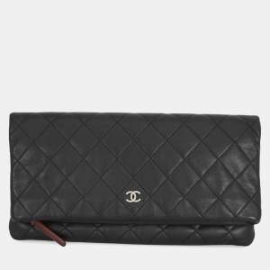 Pre Owned Chanel Matelasse Clutch Bag Black Lambskin