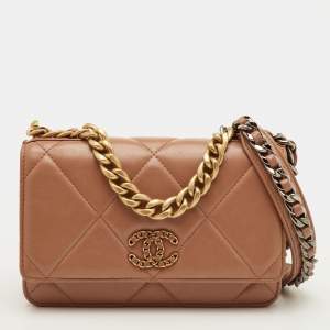 Pre Owned Chanel 19 Wallet On Chain Brown Quilted Leather Chain Bag