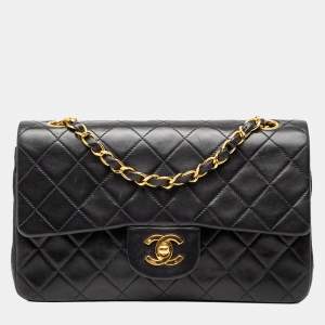 Pre Owned حقيبة شانيل سوداء صغيرة كلاسيك جلد خروف مزدوجة الرفرف
