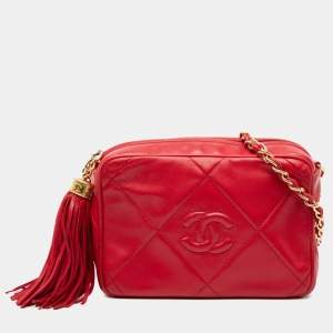 Pre Owned حقيبة شانيال حمراء سي سي مبطنة جلد خروف شرابة كاميرا