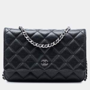 مملوكة مسبقًا Chanel Black CC Quilted Caviar Wallet on Chain