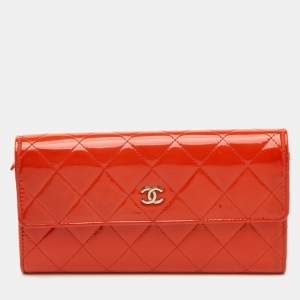 مملوكة مسبقًا Chanel CC Orange Quilted Patent Leather Long Flap Wallet