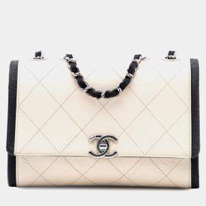 مملوكة مسبقًا Chanel Black Brown CC Quilted Crumpled Calfskin and Grosgrain Flap