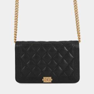 مملوكة مسبقًا Chanel Boy Chanel Chain Wallet Black Caviar Leather