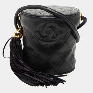 مملوكة مسبقًا Chanel Black Mini Quilted Lambskin Canteen Tassel Vanity Case