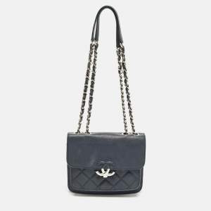 مملوكة مسبقًا Chanel CC Box Flap Navy Blue Quilted Leather Bag