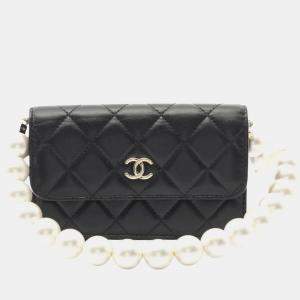 Pre Owned Chanel Matelasse Pearl Chain Shoulder Bag Lambskin Leather Black