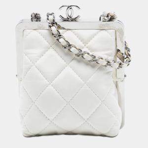 Pre Owned Chanel White Lambskin and Acrylic Kiss Clutch with Chain