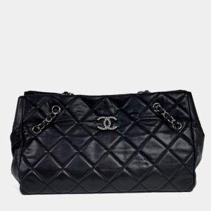 Pre Owned Chanel Black Leather chain shoulder bag