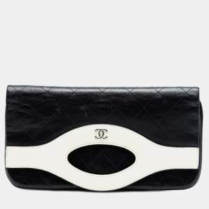 مملوكة مسبقًا Chanel Black Small Bicolor Aged Calfskin 31 Clutch